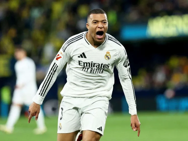 Kylian-Mbappe-10